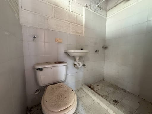Casa de 4 alcobas en venta en Pueblo Viejo, La Estrella, 960 m² · foto 12 de 14