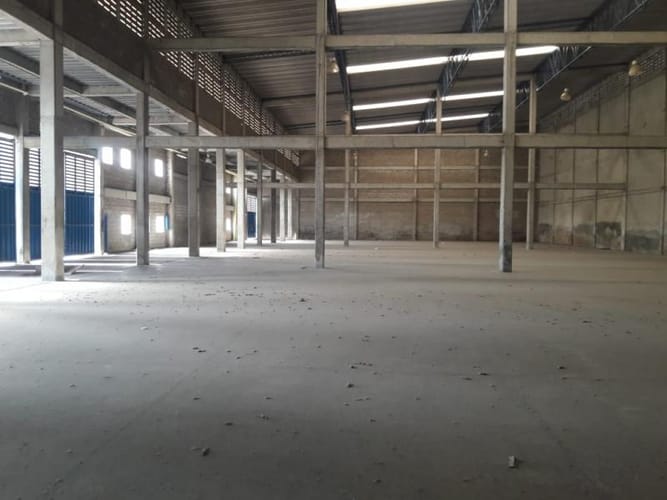 Bodega en arriendo en Villa San Pedro I, Barranquilla, 1800 m² · foto 2 de 16