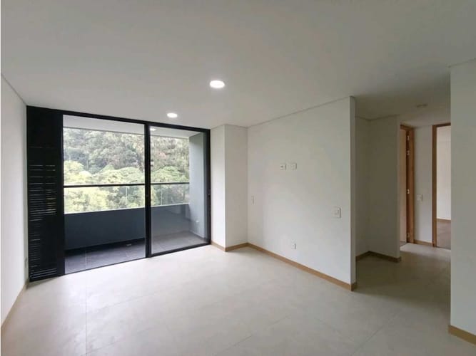 Apartamento de 2 alcobas en arriendo en Las Palmas, Medellín, 64 m² · foto 3 de 20