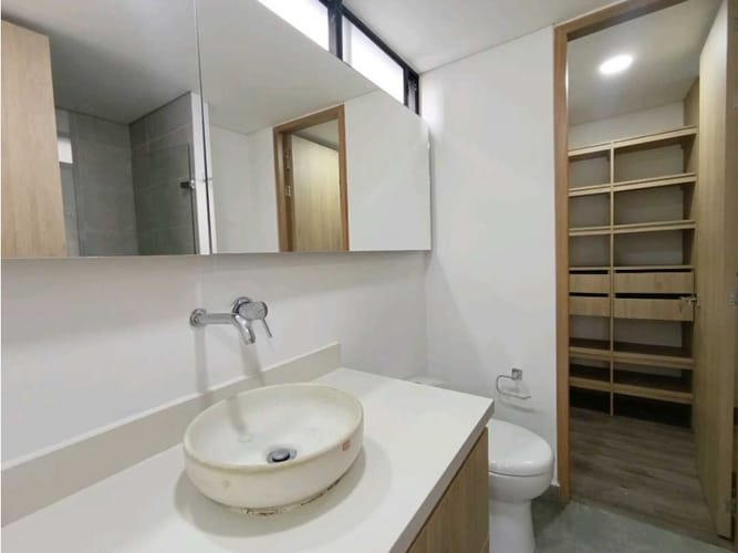 Apartamento de 2 alcobas en arriendo en Las Palmas, Medellín, 64 m² · foto 13 de 20