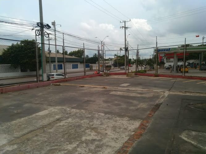 Bodega en arriendo en Santa Ana, Barranquilla, 800 m² · foto 2 de 11