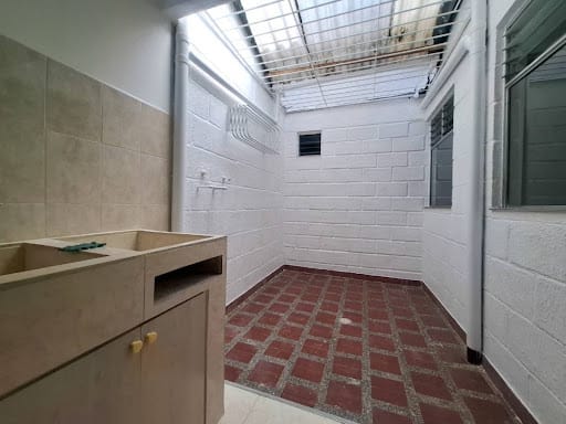 Apartamento en venta en Ditaires, Itagüí · foto 10 de 13