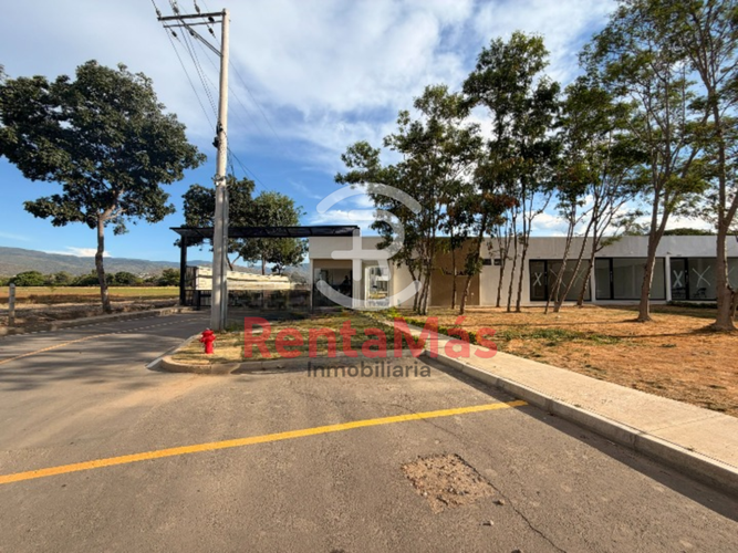 Casa de 3 alcobas en arriendo en Villa Antigua, Villa del Rosario, 120 m² · foto 21 de 22