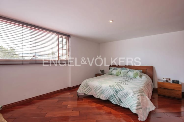 Casa de 5 alcobas en venta en San Jose De Bavaria, Bogotá, 700 m² · foto 13 de 20