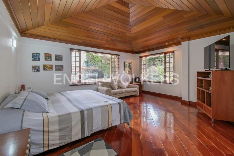 Casa de 5 alcobas en venta en San Jose De Bavaria, Bogotá, 700 m² · foto 9 de 20