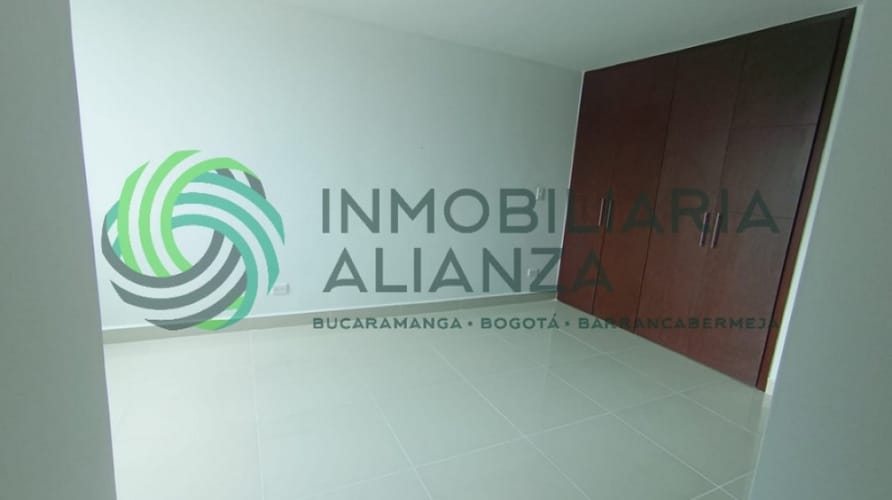 Apartamento de 4 alcobas en venta en Anillo Vial, Floridablanca, 100 m² · foto 11 de 24
