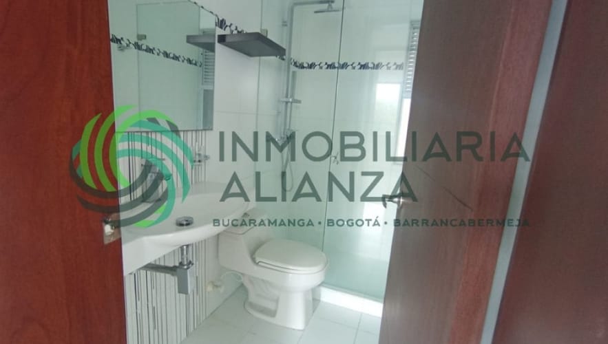 Apartamento de 4 alcobas en venta en Anillo Vial, Floridablanca, 100 m² · foto 12 de 24