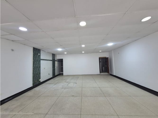 Local en arriendo en San Pedro, Cali, 263 m² · foto 3 de 11