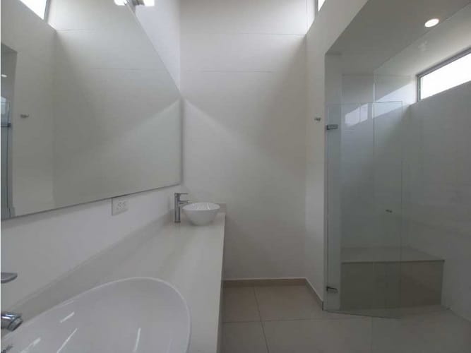 Casa de 3 alcobas en venta en Llano Grande, Rionegro, 162 m² · foto 20 de 24