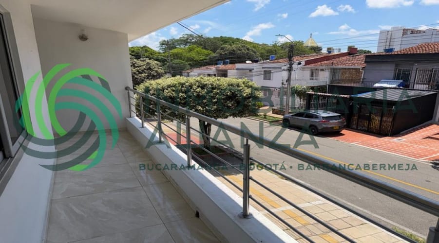 Casa de 6 alcobas en venta en Urbanizacion Diamante Ii Etapa, Bucaramanga, 400 m² · foto 2 de 20