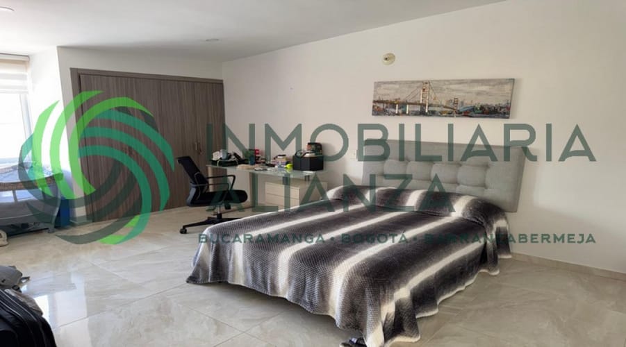 Casa de 6 alcobas en venta en Urbanizacion Diamante Ii Etapa, Bucaramanga, 400 m² · foto 7 de 20