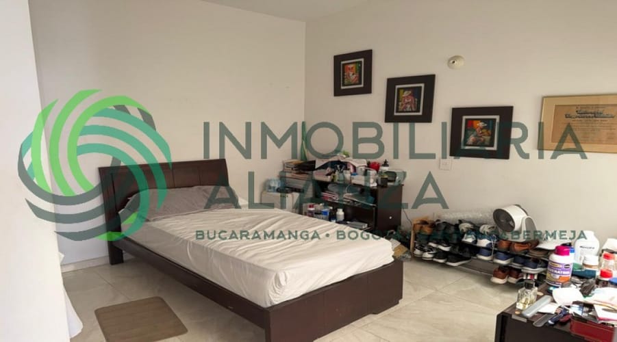 Casa de 6 alcobas en venta en Urbanizacion Diamante Ii Etapa, Bucaramanga, 400 m² · foto 11 de 20