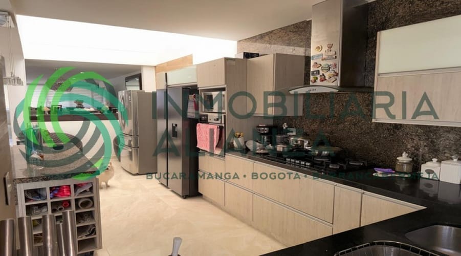 Casa de 6 alcobas en venta en Urbanizacion Diamante Ii Etapa, Bucaramanga, 400 m² · foto 14 de 20