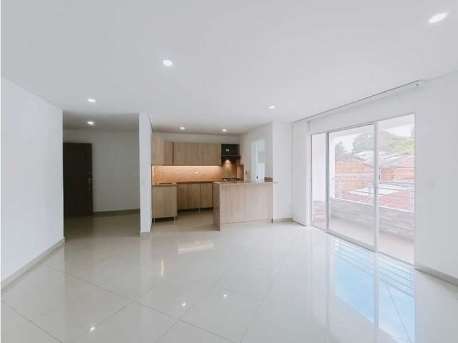 Apartamento de 3 alcobas en venta en Centro, Rionegro, 101 m² · foto 2 de 20