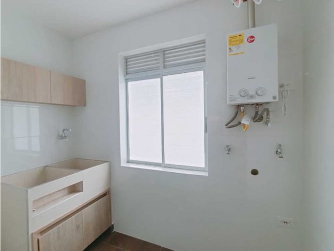 Apartamento de 3 alcobas en venta en Centro, Rionegro, 101 m² · foto 10 de 20