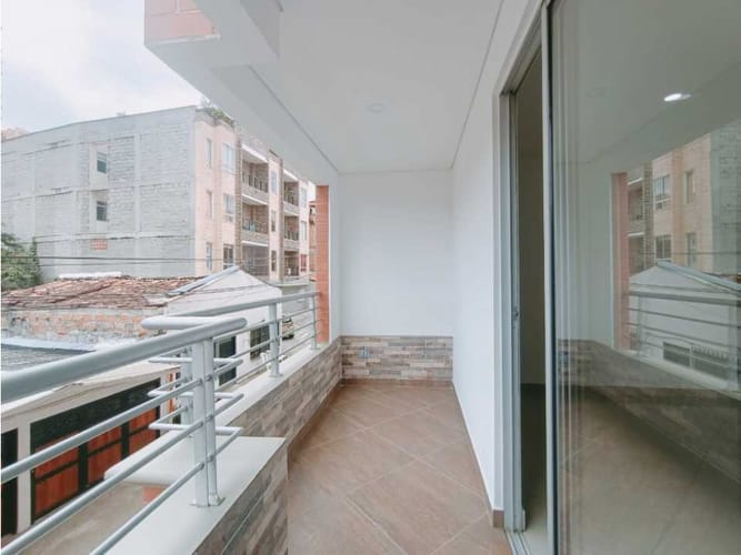 Apartamento de 3 alcobas en venta en Centro, Rionegro, 101 m² · foto 11 de 20