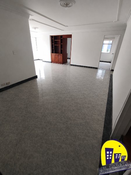 Apartamento en venta en Suramericana, Medellín · foto 7 de 21