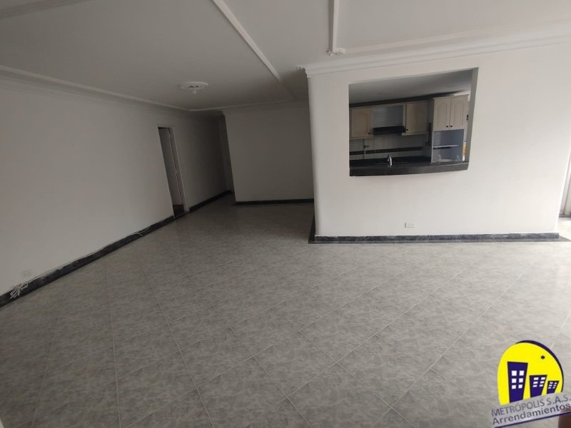 Apartamento en venta en Suramericana, Medellín · foto 8 de 21