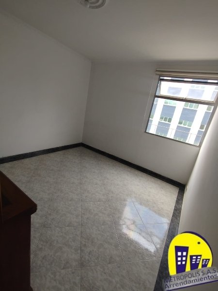 Apartamento en venta en Suramericana, Medellín · foto 9 de 21