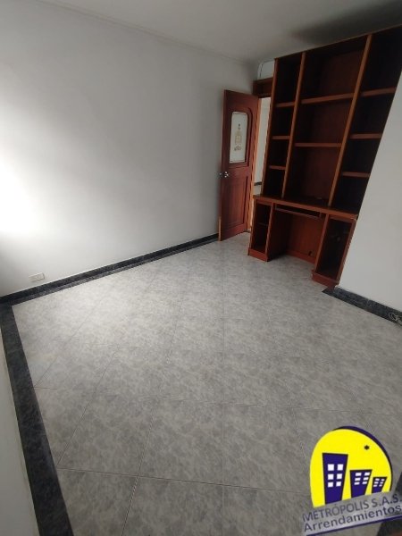 Apartamento en venta en Suramericana, Medellín · foto 11 de 21