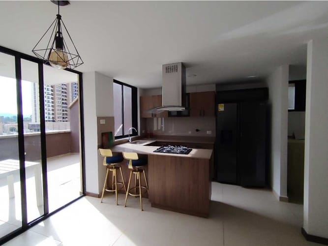 Apartamento de 2 alcobas en venta en Llano Grande, Medellín, 90 m² · foto 3 de 21