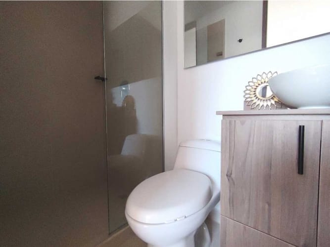 Apartamento de 2 alcobas en venta en Llano Grande, Medellín, 90 m² · foto 8 de 21