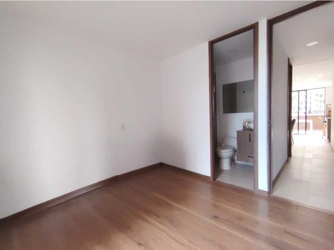 Apartamento de 2 alcobas en venta en Llano Grande, Medellín, 90 m² · foto 14 de 21