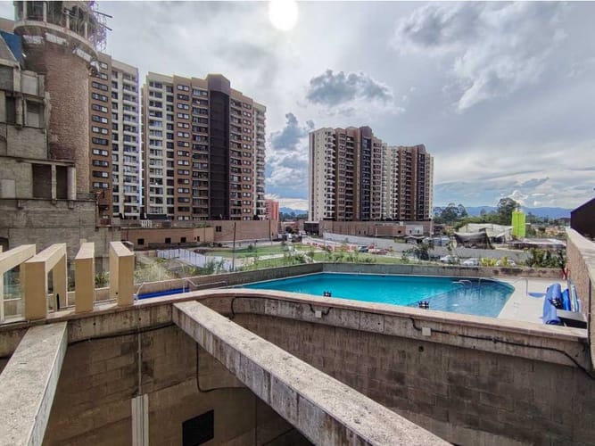 Apartamento de 2 alcobas en venta en Llano Grande, Medellín, 90 m² · foto 18 de 21