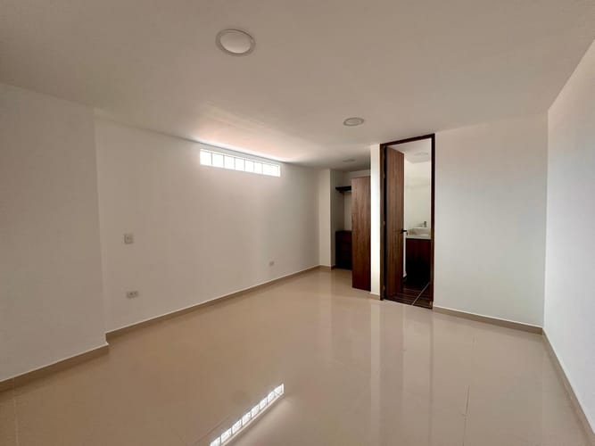 Apartamento de 3 alcobas en arriendo en Estadio, Medellín, 106 m² · foto 14 de 19