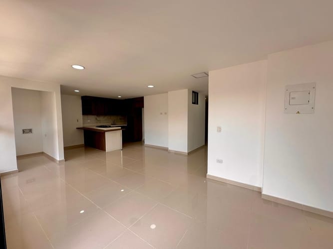 Apartamento de 3 alcobas en arriendo en Estadio, Medellín, 106 m² · foto 5 de 19