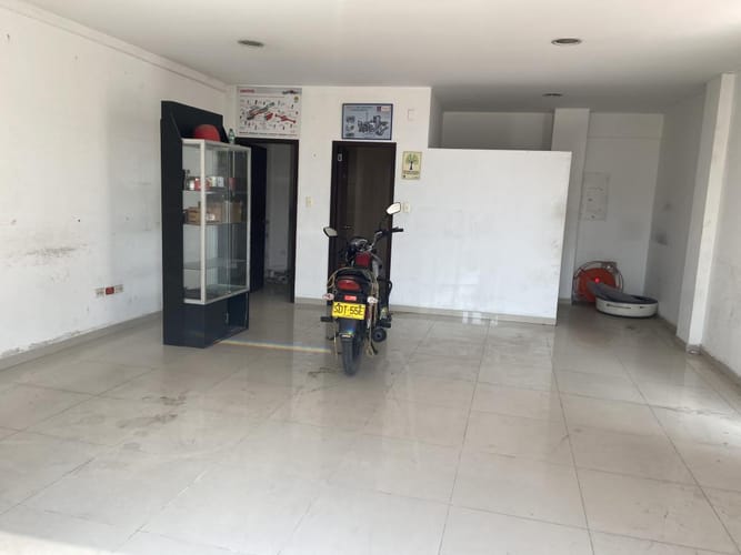 Bodega en arriendo en Los Olivos I, Barranquilla, 390 m² · foto 6 de 6