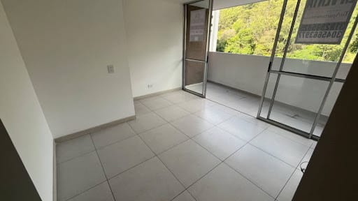 Apartamento de 2 alcobas en arriendo en San Diego, Medellín, 56 m² · foto 4 de 13