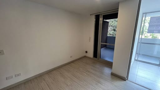 Apartamento de 2 alcobas en arriendo en San Diego, Medellín, 56 m² · foto 10 de 13
