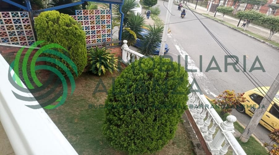Casa de 6 alcobas en venta en Cabecera Del Llano, Bucaramanga, 235 m² · foto 3 de 20