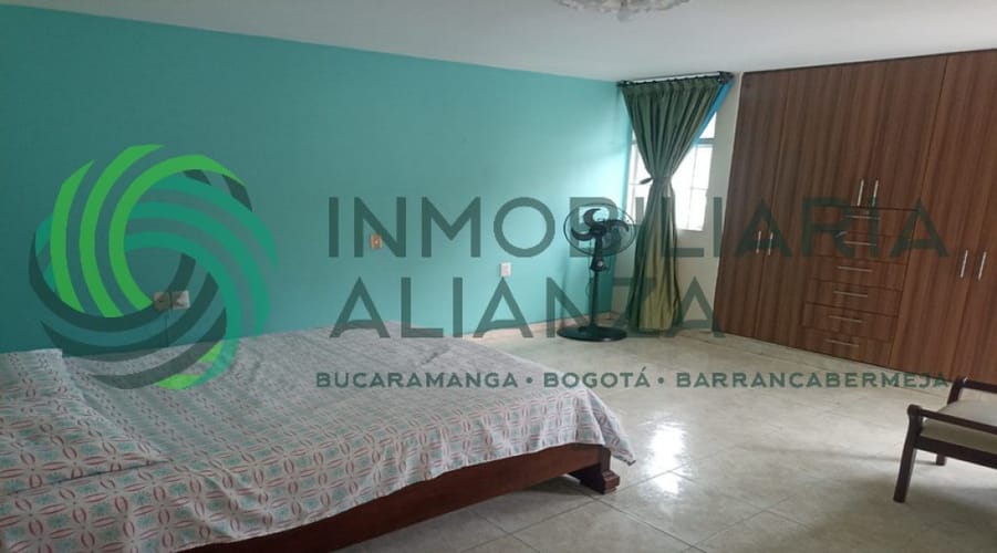 Casa de 6 alcobas en venta en Cabecera Del Llano, Bucaramanga, 235 m² · foto 8 de 20