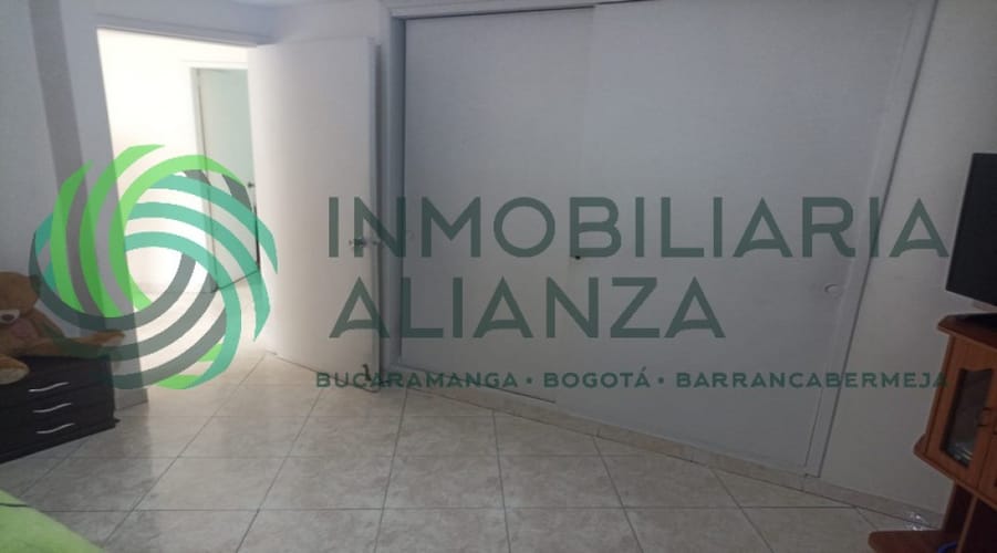 Casa de 6 alcobas en venta en Cabecera Del Llano, Bucaramanga, 235 m² · foto 12 de 20