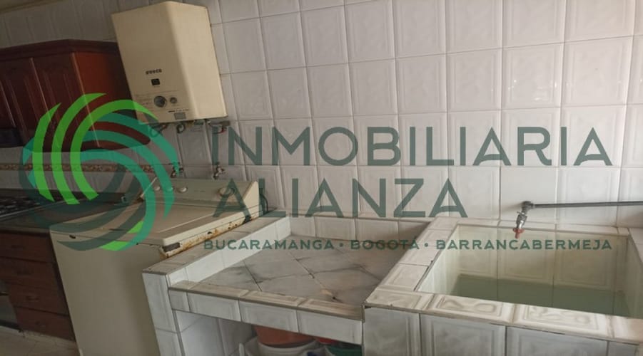 Casa de 6 alcobas en venta en Cabecera Del Llano, Bucaramanga, 235 m² · foto 16 de 20
