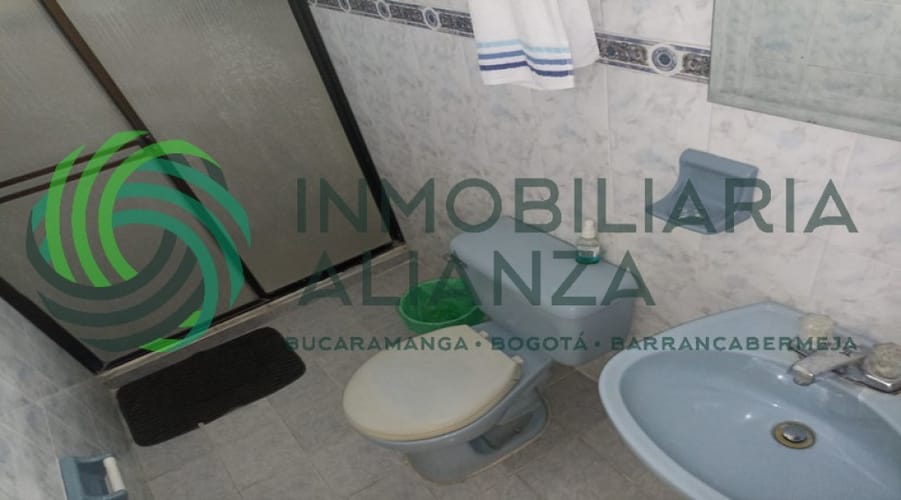 Casa de 6 alcobas en venta en Cabecera Del Llano, Bucaramanga, 235 m² · foto 17 de 20