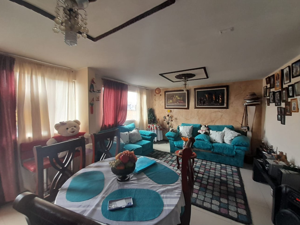 Casa en venta en Ingles, Bogotá · foto 9 de 18