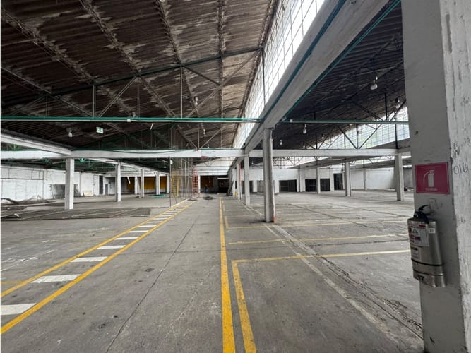 Bodega en arriendo en Rodeo Alto, Medellín, 4847 m² · foto 6 de 16