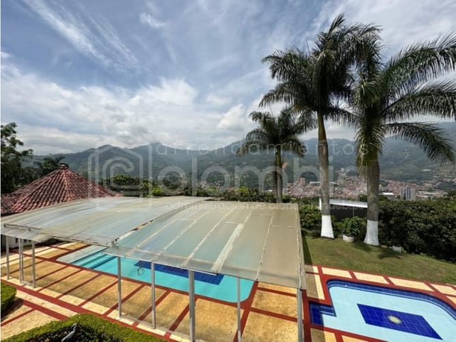 Finca en venta en Monta�Ita, Copacabana, 500 m² · foto 8 de 24