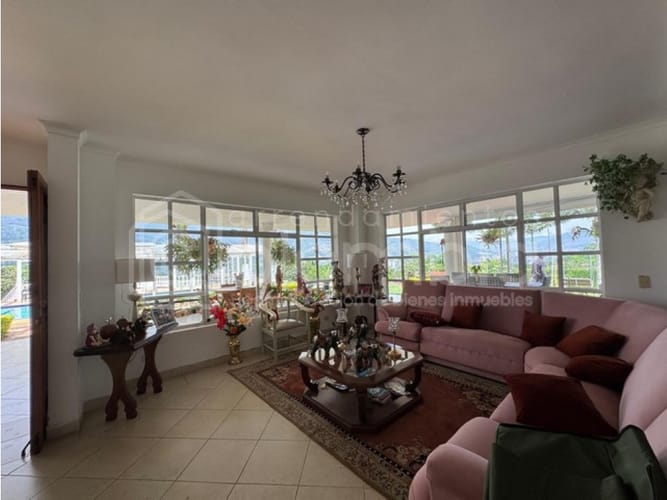 Finca en venta en Monta�Ita, Copacabana, 500 m² · foto 18 de 24
