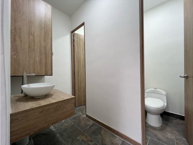 Local en arriendo en El Centro, Manizales, 14 m² · foto 6 de 8
