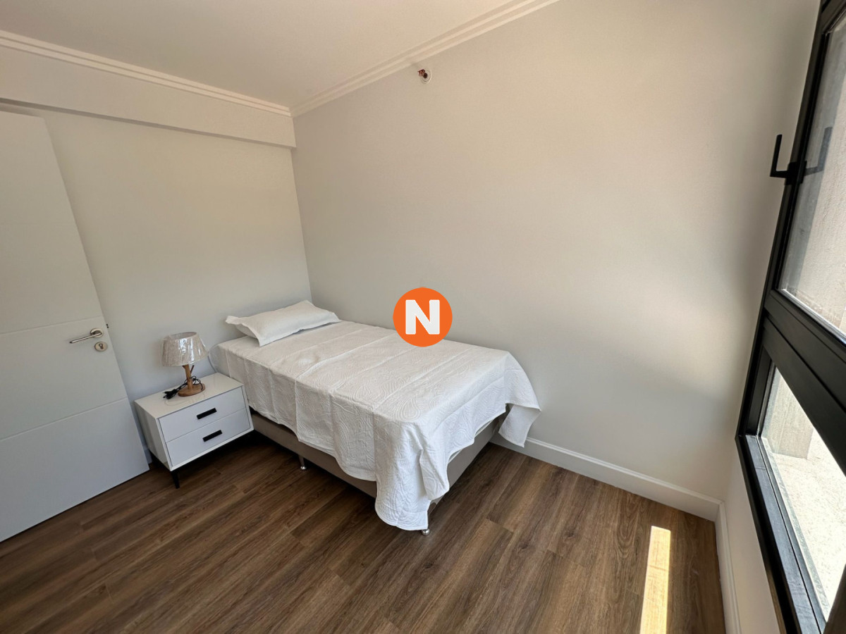 Apartamento en Alquiler 2 Dormitorios Sea Garden · Foto 8