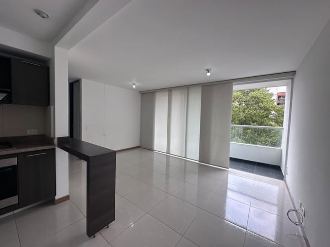 Apartamento de 3 alcobas en venta en Senderos Del Lili, Cali, 68 m² · foto 8 de 24