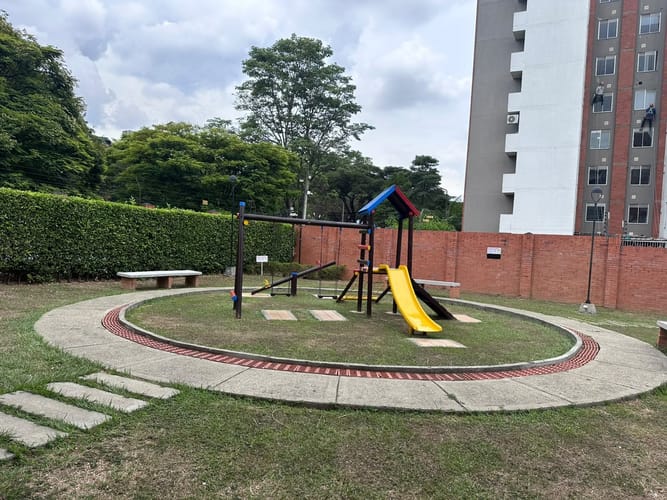 Apartamento de 3 alcobas en venta en Senderos Del Lili, Cali, 68 m² · foto 6 de 24