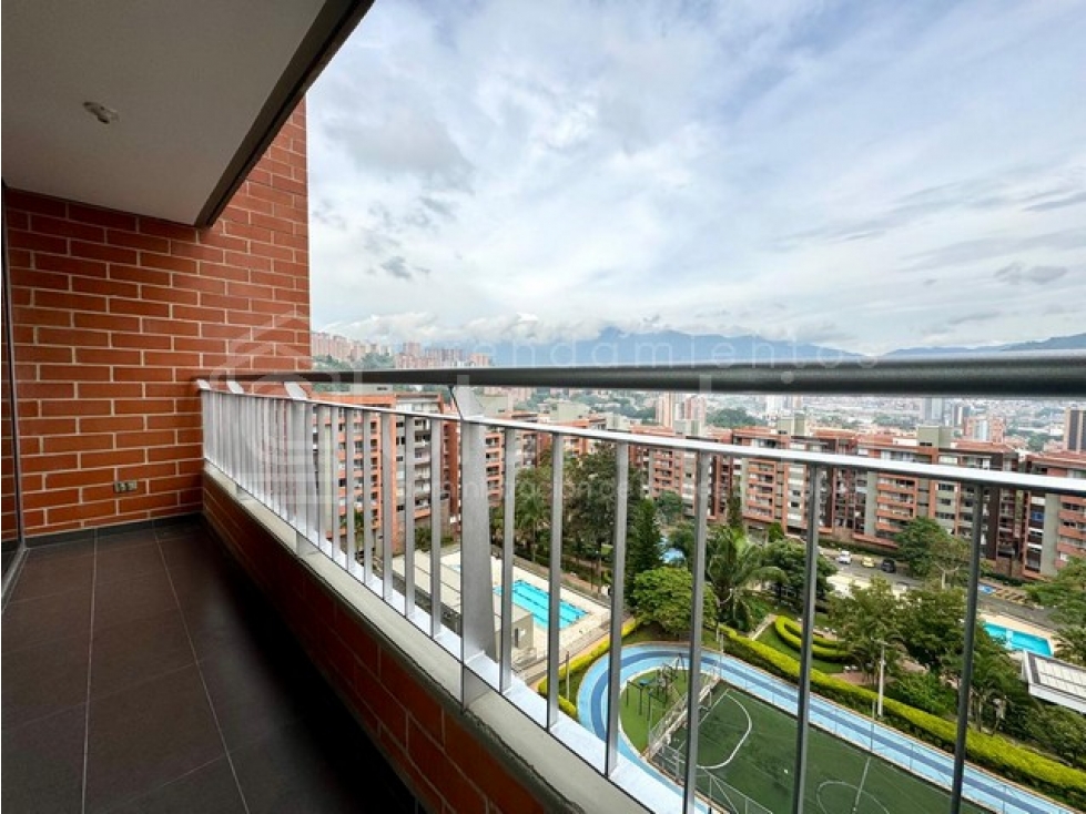 Apartamento en arriendo en Las Antillas, Envigado · foto 9 de 21
