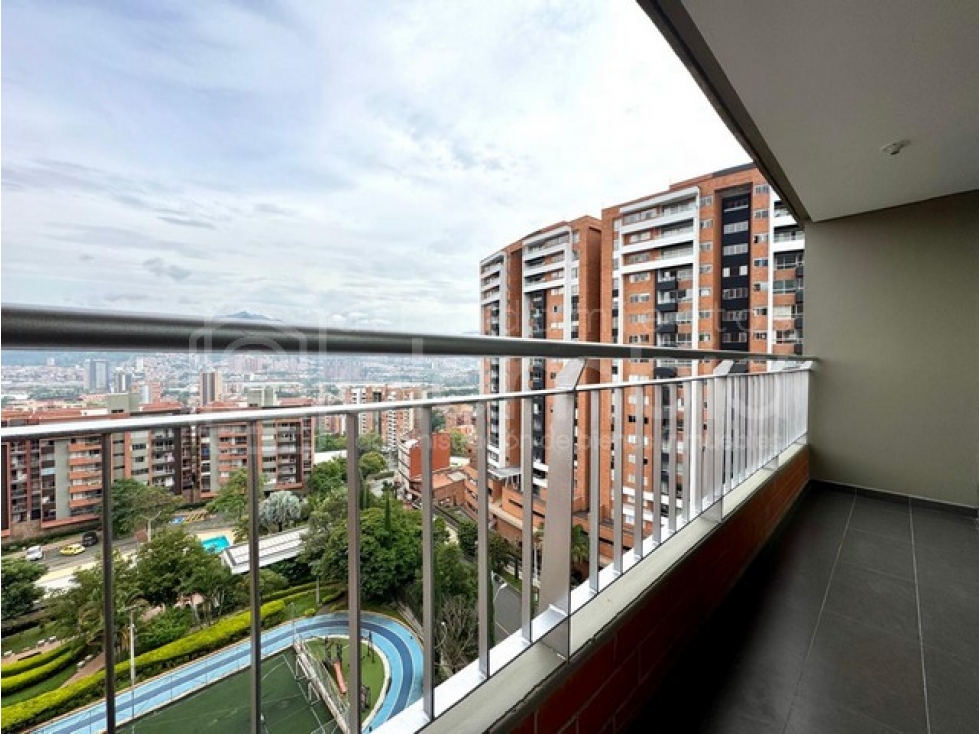 Apartamento en arriendo en Las Antillas, Envigado · foto 10 de 21