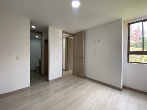Apartamento de 3 alcobas en arriendo en Las Lomitas, Sabaneta, 70 m² · foto 4 de 16