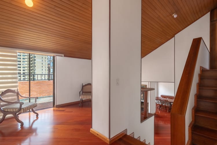 Apartamento de 4 alcobas en venta en Los Rosales, Bogotá, 195 m² · foto 11 de 20
